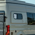 2x Windows with Fly Screen — Body Flares